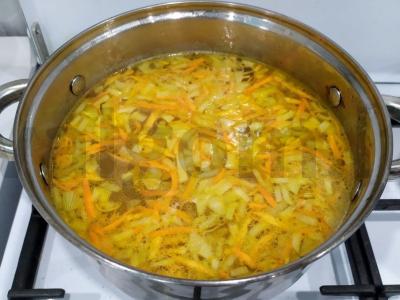 Grikių sriuba su vištiena ir bulvėmis Žingsnis 8