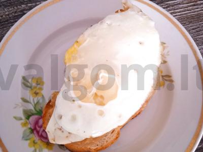 Brusketos su avokadu, lašiša ir kiaušiniu Žingsnis 5