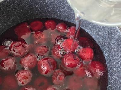 Gaivaus skonio vyšnių kompotas Žingsnis 2