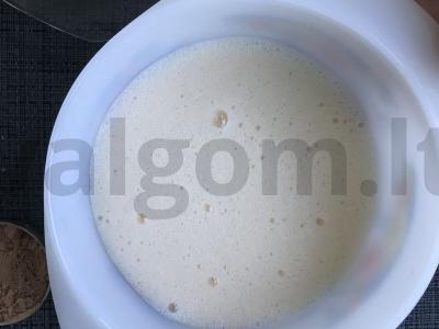 Šokoladinis keksas su kukurūzų miltais Žingsnis 1