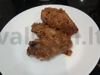 Vištiena labai greitame marinate. pagrindine nuotrauka