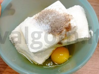 Vaniliniai sūrio pyragėliai Žingsnis 2