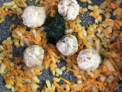 Grikiai su mėsos kukuliais padaže Žingsnis 2