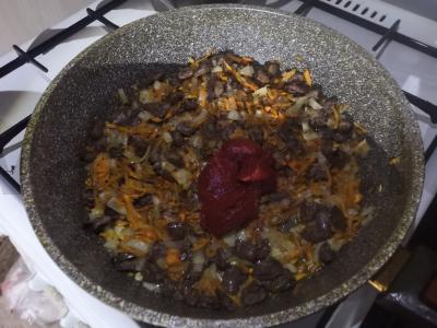 Makaronai su vištienos širdelėmis Žingsnis 3