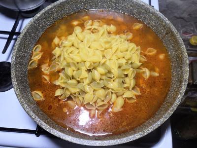 Makaronai su vištienos širdelėmis Žingsnis 5