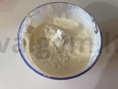 Miltais pabarstytas varškės ir grietinės apkepas Žingsnis 3