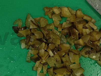 Salotos "Delight" su rūkyta vištiena, žirneliais ir ananasais Žingsnis 3