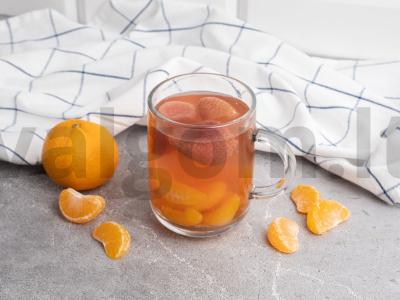 Mandarinų ir šaldytų braškių kompotas Žingsnis 3