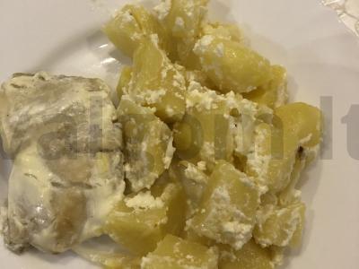 Lydekos su bulvėmis ir grietine pagrindine nuotrauka