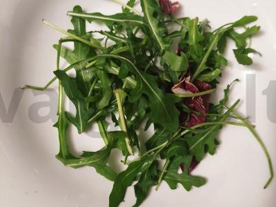 Turkiškos burokėlių salotos su mung pupelių daigeliais ir avinžirniais Žingsnis 9