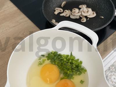 Pusryčių grybų suktinukai. Žingsnis 2