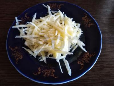 Sultinga veršiena su pomidorais ir sūriu Žingsnis 4