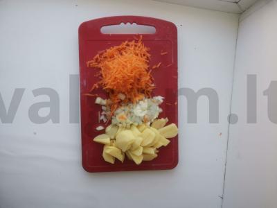 Vištienos sriuba su grikių kruopomis Žingsnis 1