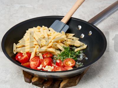 Makaronai su caprese Žingsnis 1