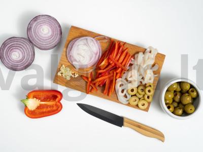 Salotos su kalmarais ir pipirais Žingsnis 1