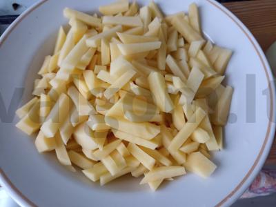 Rassolnik su perlovka ir kiauliena su kaulu Žingsnis 3