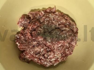 Daržovių troškinys su mėsos kukuliais Žingsnis 1