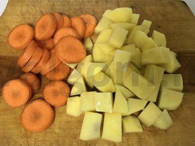 Daržovių troškinys su mėsos kukuliais Žingsnis 4