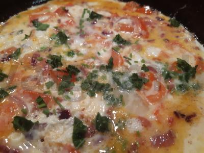 Švelnus omletas su daržovėmis, žolelėmis ir sūriu Žingsnis 5