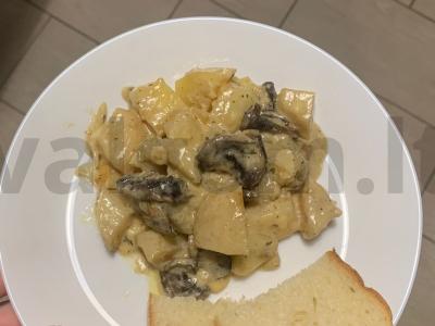 Barsky bulvių ir grybų garnyras pagrindine nuotrauka