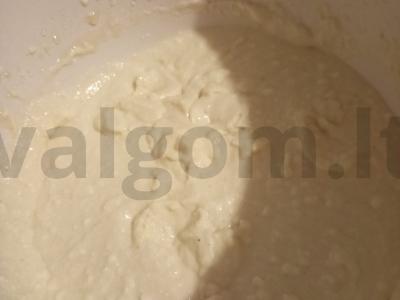 Varškės ir uogų apkepas ant manų kruopų su medumi Žingsnis 2