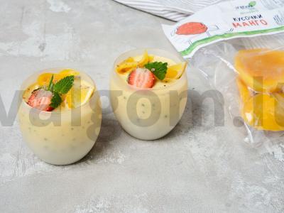 Atogrąžų vaisių kokteilis pagrindine nuotrauka