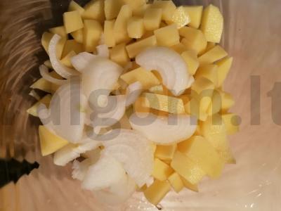 Skanus aromatingas bulvių ir maltos mėsos pyragas Žingsnis 8