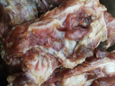 Kepti kiaulienos šonkauliukai marinate Žingsnis 2