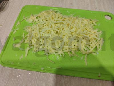 "Žiemos" salotos su rūkyta vištiena, granatais ir džiūvėsėliais Žingsnis 2