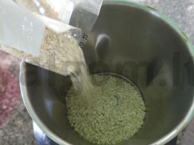 Aitriųjų paprikų humusas Žingsnis 1
