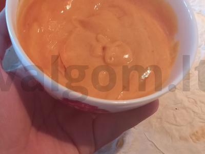 Penkių minučių pica su dešrelėmis. Žingsnis 1