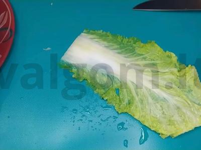 Pekino kopūstų įdaryti kiaulienos farširuoti kopūstai Žingsnis 1