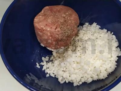 Pekino kopūstų įdaryti kiaulienos farširuoti kopūstai Žingsnis 3