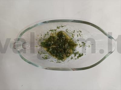 Gardi lašiša su krapų padažu Žingsnis 2