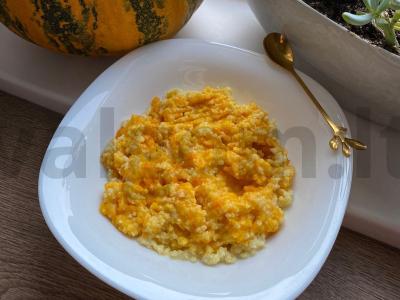 Pieno košė su soromis ir moliūgais pagrindine nuotrauka