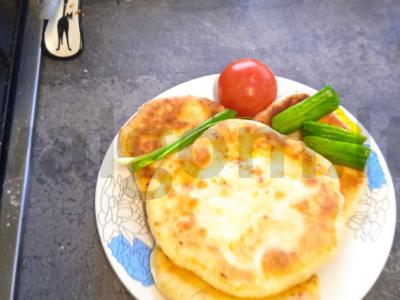 Chačapuri su mieline tešla pagrindine nuotrauka