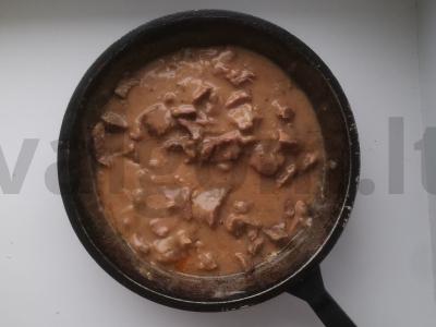 Veršienos jautienos stroganoff pagrindine nuotrauka