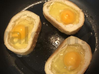 Sūrio ir kiaušinių skrebučiai Žingsnis 2