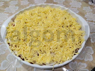 Troškinys su bulvėmis, vištiena, sūriu ir prieskoniais Žingsnis 9