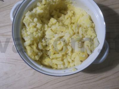Puiki bulvių košė su pienu ir sviestu Žingsnis 2