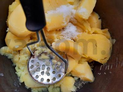 Bulvių zrazy su mėsa Žingsnis 2