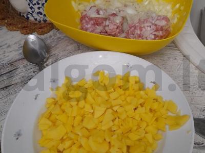 Pyragas su bulvėmis ir malta mėsa Žingsnis 5