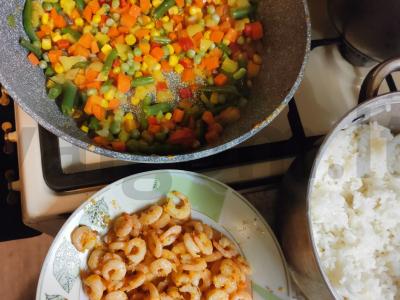 Paella su krevetėmis Žingsnis 2