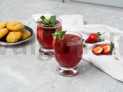 Braškių ir gervuogių kompotas pagrindine nuotrauka