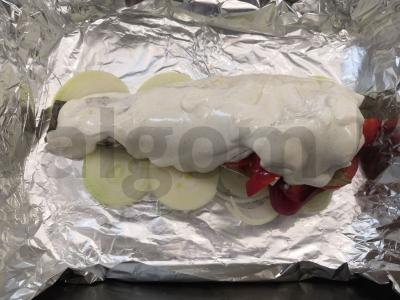 Orkaitėje kepta lydeka su feta, pomidorais ir pipirais Žingsnis 4