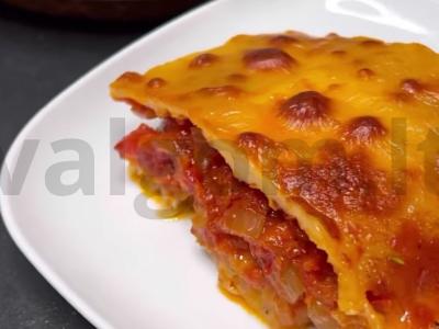 Žuvis su paltu pagrindine nuotrauka