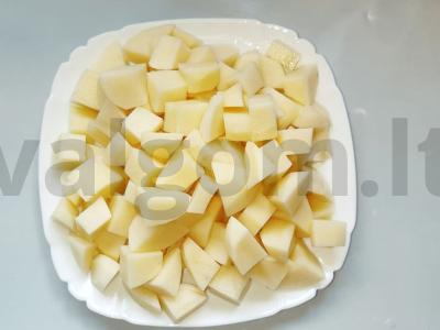 Gausus vištienos sultinys Žingsnis 2