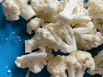 Žiediniai kopūstai, kepti su sezamo sėklomis ir paprika Žingsnis 1