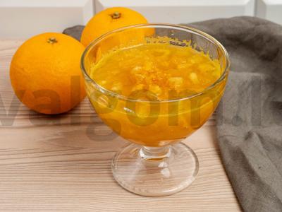 Mandarinų uogienė su maltu imbieru pagrindine nuotrauka
