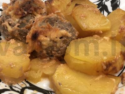 Mėsingi ežiai pagrindine nuotrauka